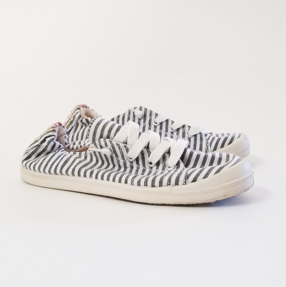 3/$25 R2 Tennis Shoes !